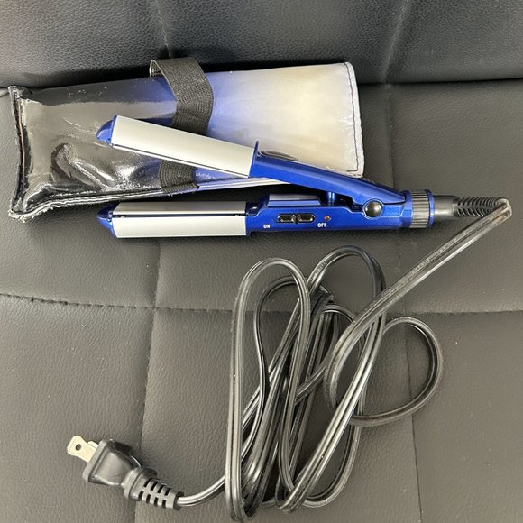 Conair®	miniPRO You Style 2-in-1 CERAMIC Styler - Picture 2 of 3